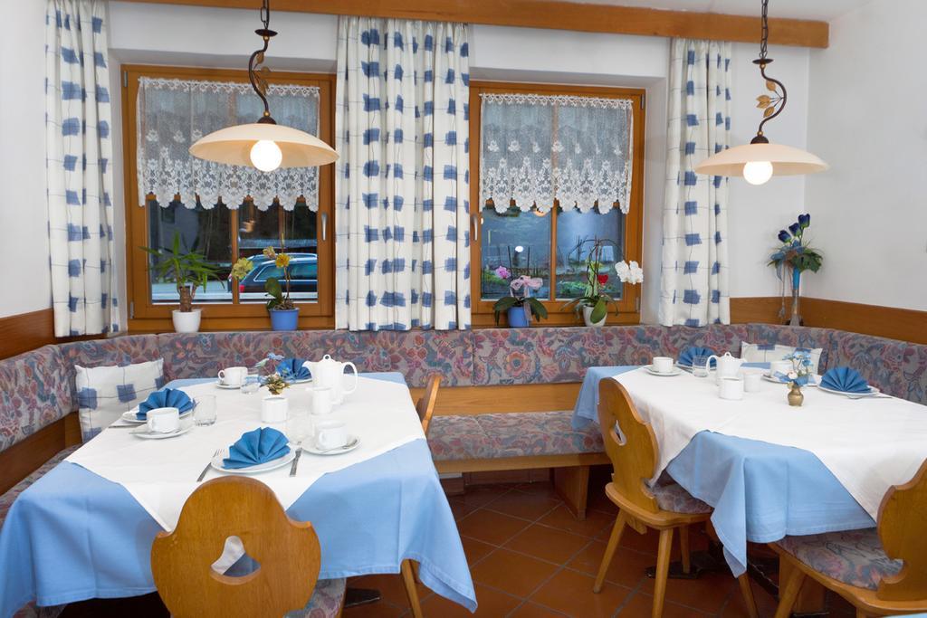 Bed and Breakfast Garni Bergland Racines Zewnętrze zdjęcie
